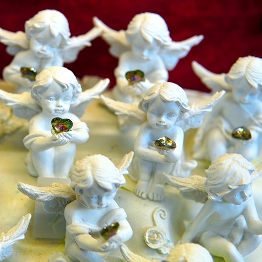 Украшение дома к Рождеству: отличия от новогоднего интерьера