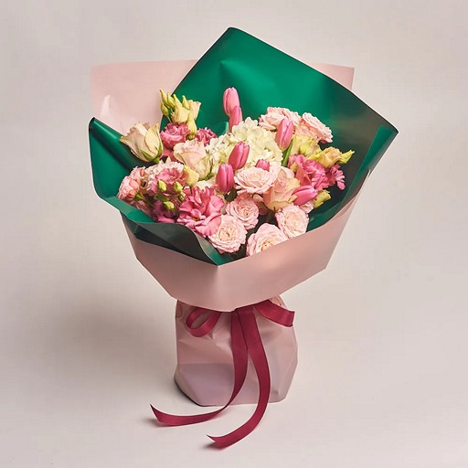 Тюльпаны с розами на фото