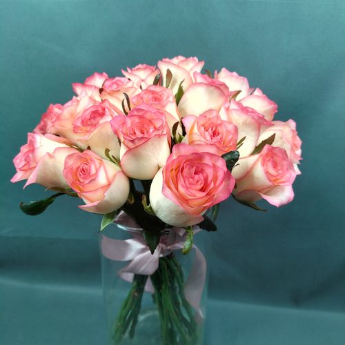 Фото флориста 6: 19 роз