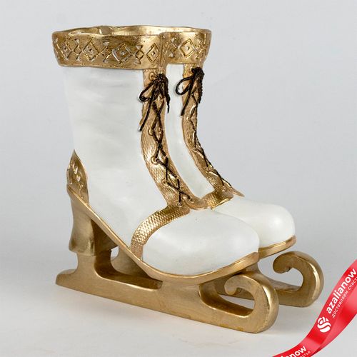 Сувенир «Коньки» (полирезин), Н18,5х19х11,5см, белый/золотой