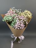 Фото флориста 1: Букет из 5 гипсофил микс в крафте