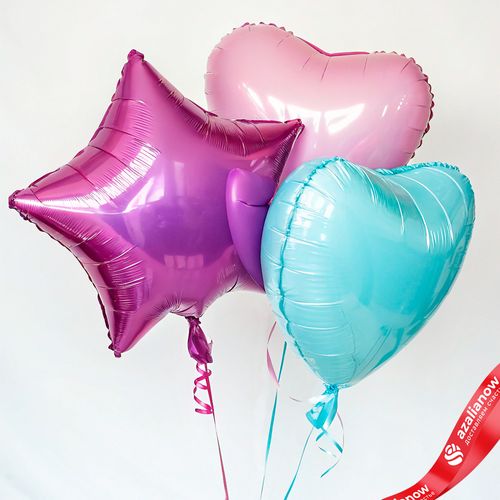 Композиция из 3 шаров с гелием, 1 фиолетовая звезда и 2 сердца