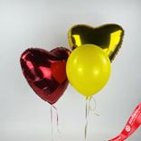 Маленькое фото 1: Композиция из 3 шаров с гелием, красный, желтый, золотой