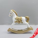 Маленькое фото 1: Сувенир «Лошадка» (полирезин), Н11х11,5х3,5см, золотой