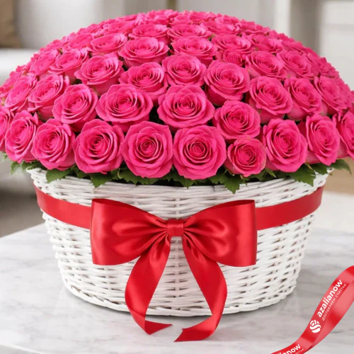 Фото 2: Букет в корзине из 151 малиновой розы Freude «Фрейд», 60 см