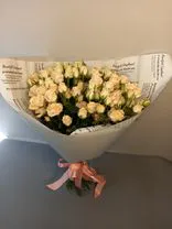 Фото флориста 1: Акция! Букет из 19 кустовых белых роз «Скучаю по тебе»