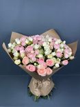 Фото флориста 3: Букет из 39 роз микс в крафте