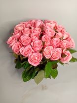 Букет из 31 розовой розы с лентой, 40 см, Россия. Фото флориста - 4
