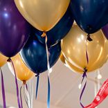 Маленькое фото 5: Композиция из 10 шаров с гелием «Праздник с шарами», вар. 3