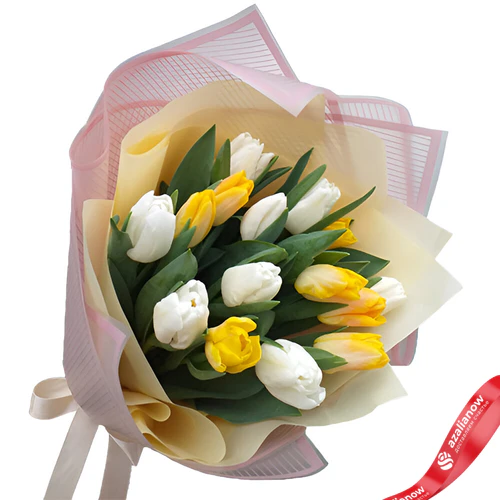 Фото 1: Букет из 8 белых и 7 желтых тюльпанов. Сервис доставки цветов AzaliaNow