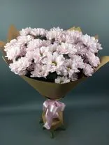 Фото флориста 3: Букет из 9 кустовых розовых хризантем в крафте, Голландия