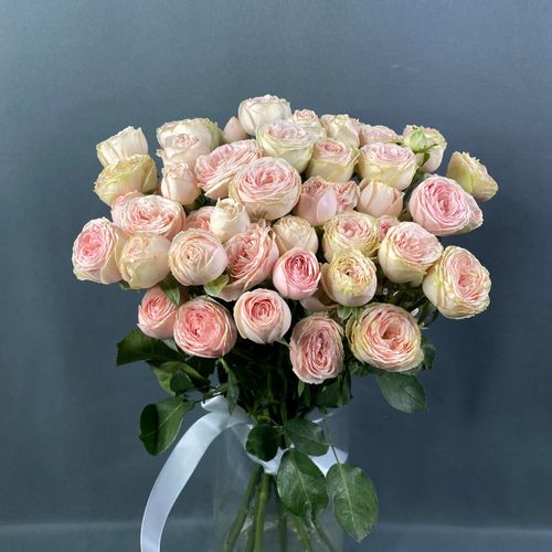 Фото флориста 6: Розовые пионовидные розы