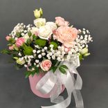 Фото флориста 1: Букет из гвоздики, розы, хризантемы «Поэзия чувств»