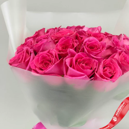 Фото 4: Букет «София» из 25 малиновых роз в матовой пленке, 50 см