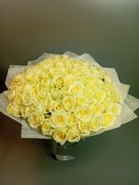 Букет из 101 белой розы высшего сорта, 50 см, Россия. Фото флориста - 0
