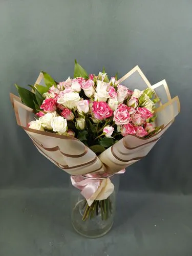 Фото флориста 5: Кустовые розы