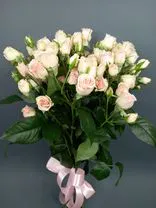 Фото флориста 1: Букет из 9 кустовых розовых роз, Голландия