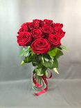 Фото флориста 2: 13 красных роз 70 см, Россия