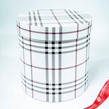 Маленькое фото 5: Набор коробок, подарочных, круглых, 3шт., D19,5xH19см, белый