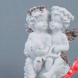 Маленькое фото 2: Сувенир «Ангелочки с сердцем» (полирезин), H10,5х7,5х7см, белый