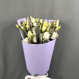 Фото флориста 2: Букет «Нежность для любимых» из 5 белых эустом и лаванды