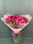 Фото флориста 5: Розовые кустовые пионовидные розы в упаковке, 7 шт.