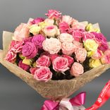 Маленькое фото 4: Акция! Букет из 19 кустовых роз микс «Из моего сердца»