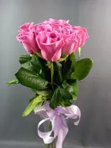 Фото флориста 1: 9 розовых роз 60 см, Россия