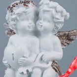Маленькое фото 3: Сувенир «Ангелочки с сердцем» (полирезин), H10,5х7,5х7см, белый