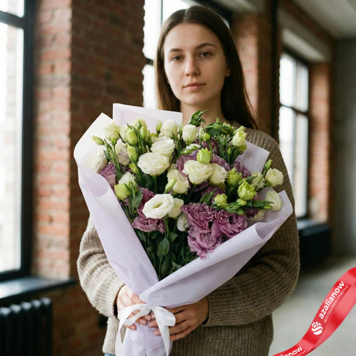 Фото 2: Букет «Загадка» из 19 лизиантусов в пленке, 60 см