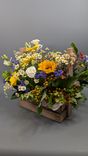 Фото флориста 1: Букет из ромашек, гермини, калины «Костры рябин»