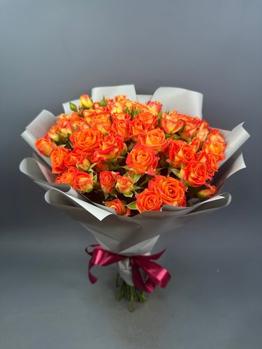 Фото флориста 1: Кустовые розы