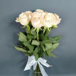 Фото флориста 5: 11 белых роз высшего сорта