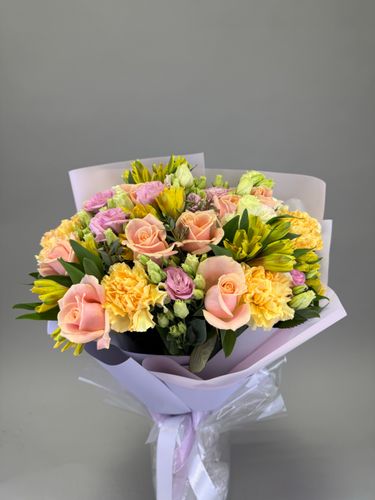 Фото флориста 1: Цветы метро Воробьевы Горы