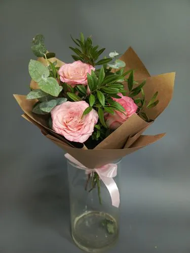 Фото флориста 1: 3 розы