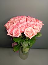 Букет из 31 розовой розы с лентой, 40 см, Россия. Фото флориста - 3