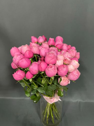 Фото флориста 5: Розовые пионовидные розы
