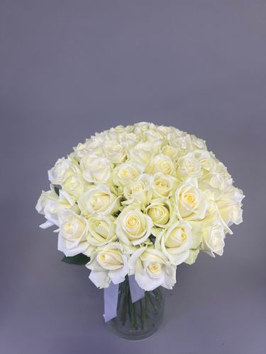 Фото флориста 5: Розы 50 см