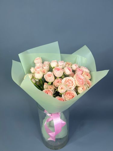 Фото флориста 1: Цветы метро Курская