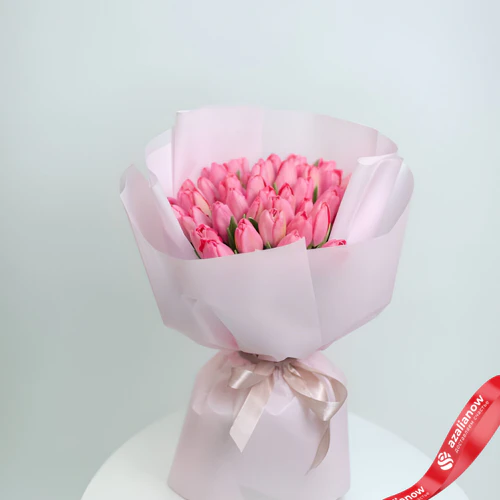 Фото 2: Букет из 55 розовых тюльпанов. Сервис доставки цветов AzaliaNow