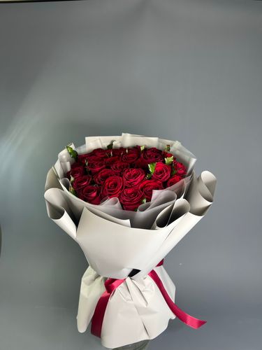 Фото флориста 1: Алые розы