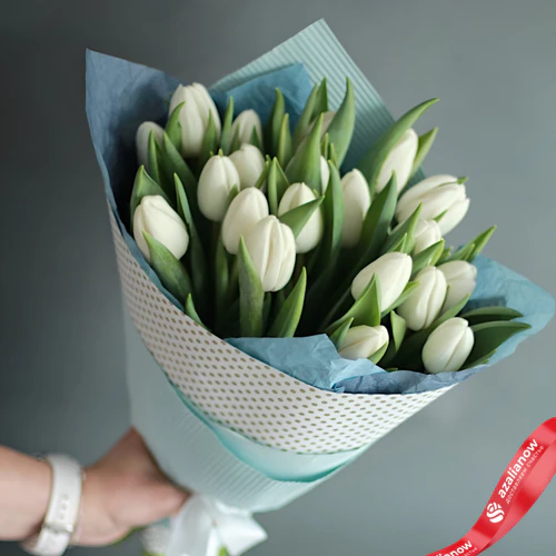 Фото 1: Букет из 20 белых тюльпанов. Сервис доставки цветов AzaliaNow