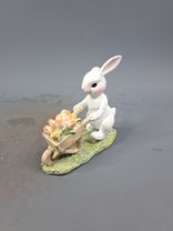 Фото флориста 1: Сувенир «Кролик с лейкой» (полирезин), Н12,5х10х5,5см, белый