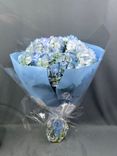 Фото флориста 1: Акция! Букет из 5 голубых гортензий «Небо из 5 гортензий»