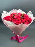 Фото флориста 1: Розовые кустовые пионовидные розы в упаковке, 5 шт