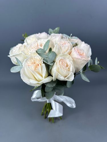 Фото флориста 1: Серебристые пионы