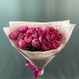 Фото флориста 2: Розовые кустовые пионовидные розы в упаковке, 7 шт.
