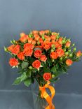 Фото флориста 1: 15 коралловых роз 60 см, Россия