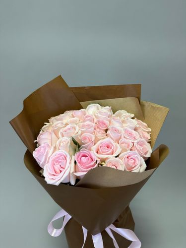 Фото флориста 1: Кустовые розы