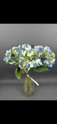 Фото флориста 6: Искусственные цветы для декора